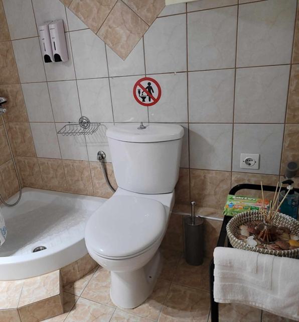 Marge Apt Árta Kültér fotó
